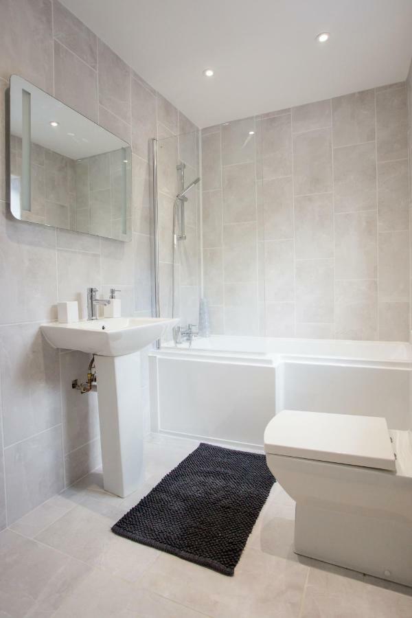 Thrush Nest Cottages - Wren Cottage Sleeps 4, 2 Bedrooms & Stable Cottage Sleeps 2, 1 Bedroom 约克 外观 照片